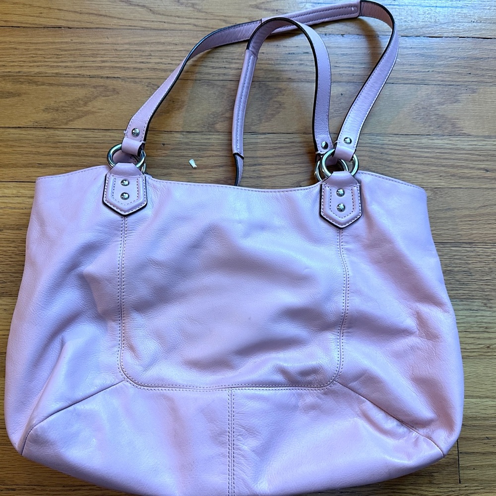 Coach Campbell Belle Carryall Leather shoulder bag in Pink Tulle w/ Front Buckle - Picture 3 of 11